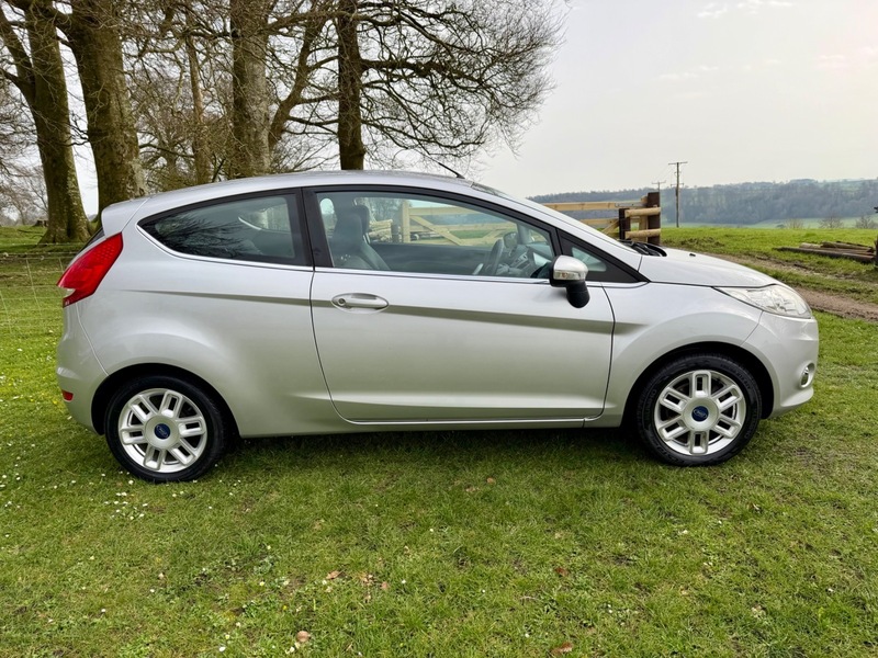 Used Ford Fiesta 2009 for sale - 77781231: Photo 4
