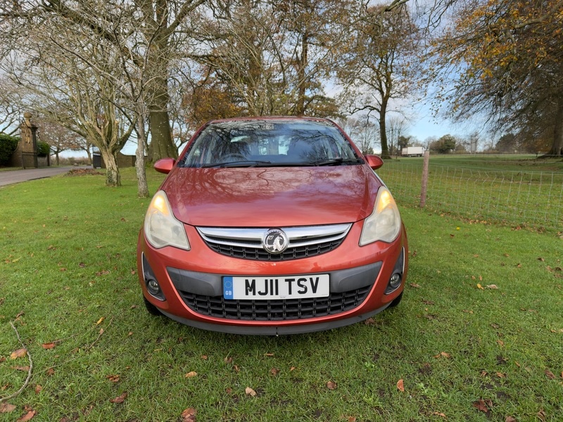 Used Vauxhall Corsa 2011 for sale - 76547427: Photo 2