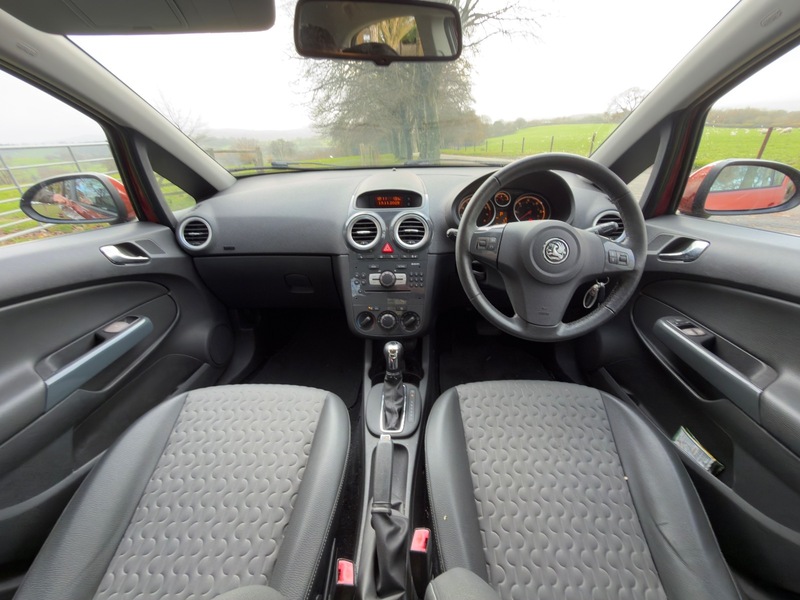 Used Vauxhall Corsa 2011 for sale - 76547427: Photo 9