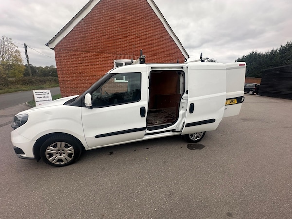 Used Fiat Doblo 2021 for sale - 76314785: Photo 17
