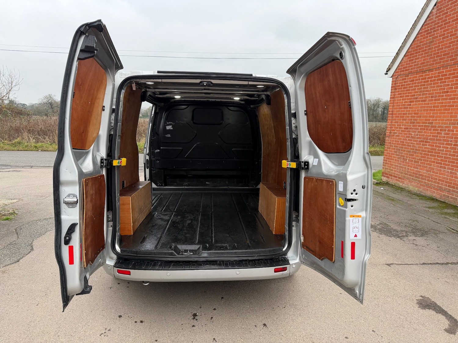 Used Ford Transit Custom 2019 for sale - 77015620: Photo 40