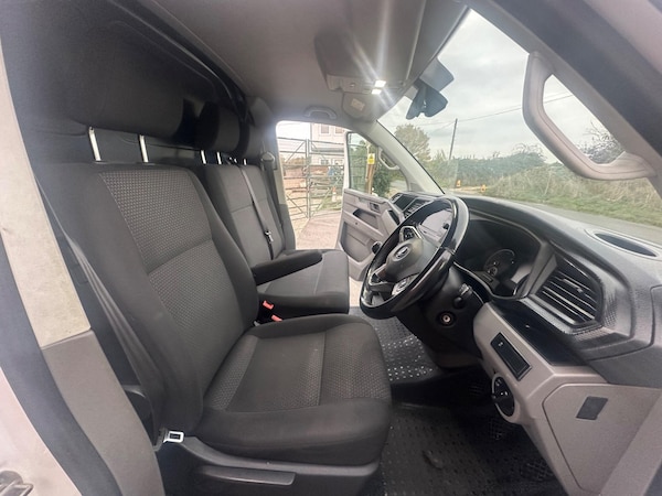 Used Volkswagen Transporter 2020 for sale - 76315240: Photo 32