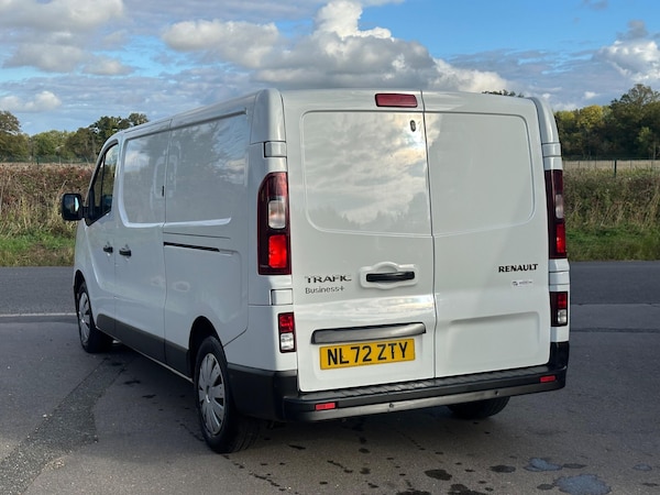 Used Renault Trafic 2022 for sale - 76189716: Photo 4