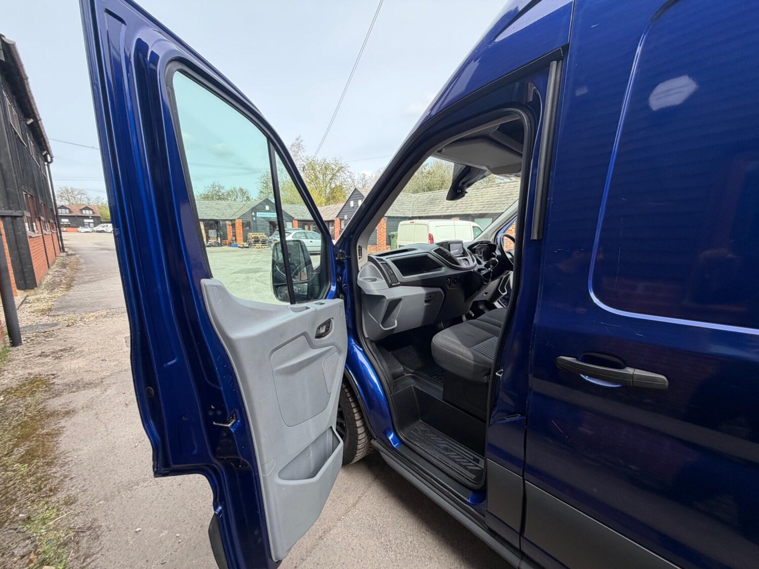 Used Ford Transit for sale - 78204792: Photo 32