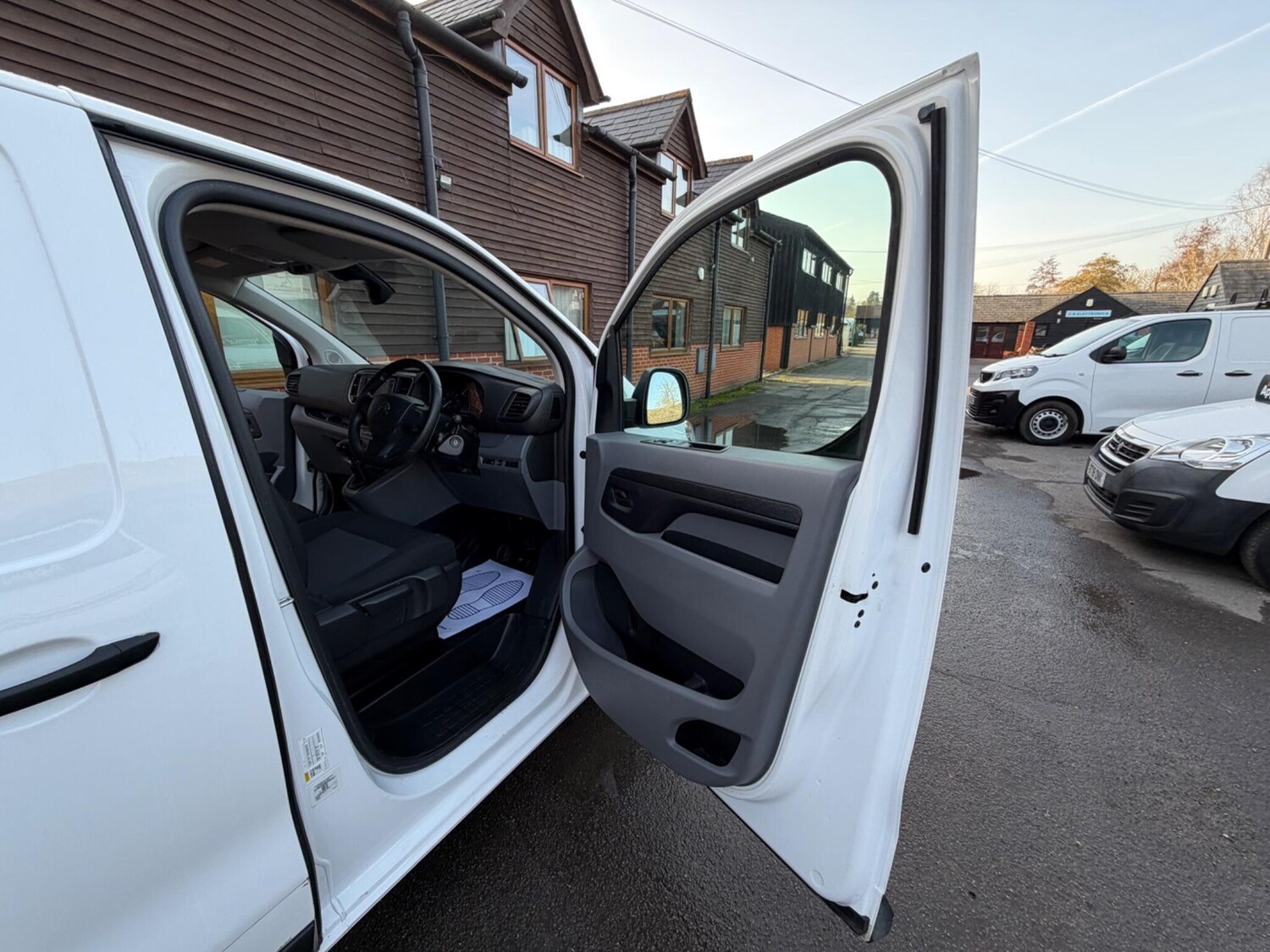 Used Citroen Dispatch for sale - 77671353: Photo 44