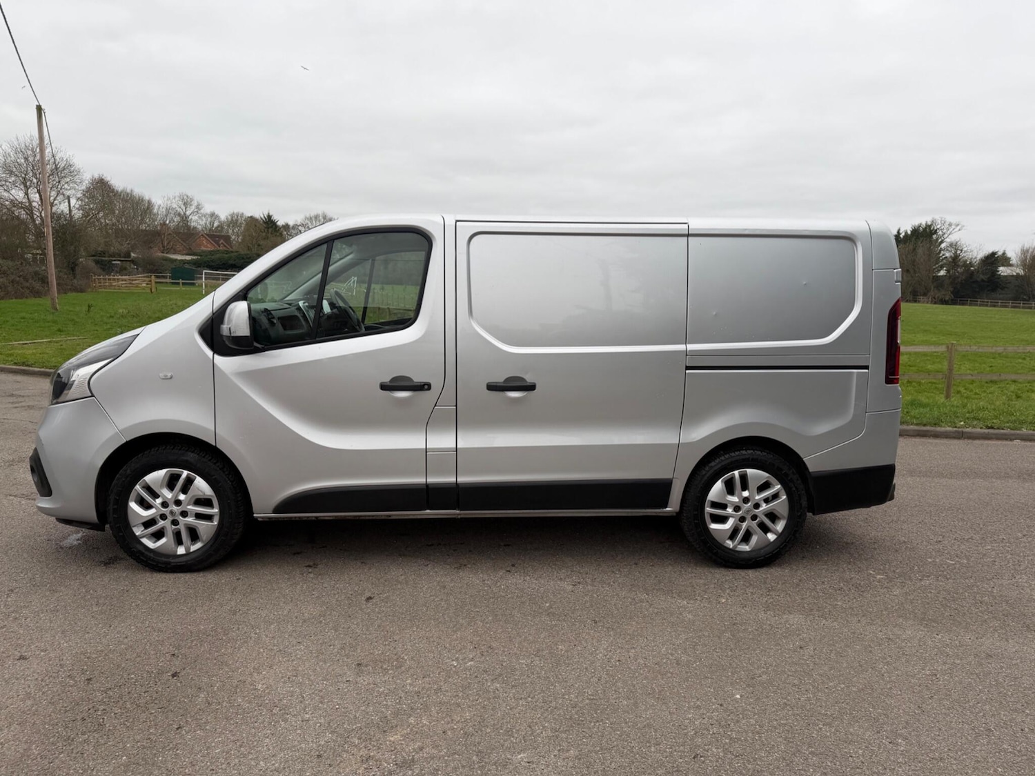 Used Renault Trafic 2018 for sale - 77587341: Photo 14