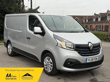 Used Renault Trafic 2018 for sale - 77587341: Photo