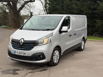 Used Renault Trafic 2018 for sale - 77587341: Photo