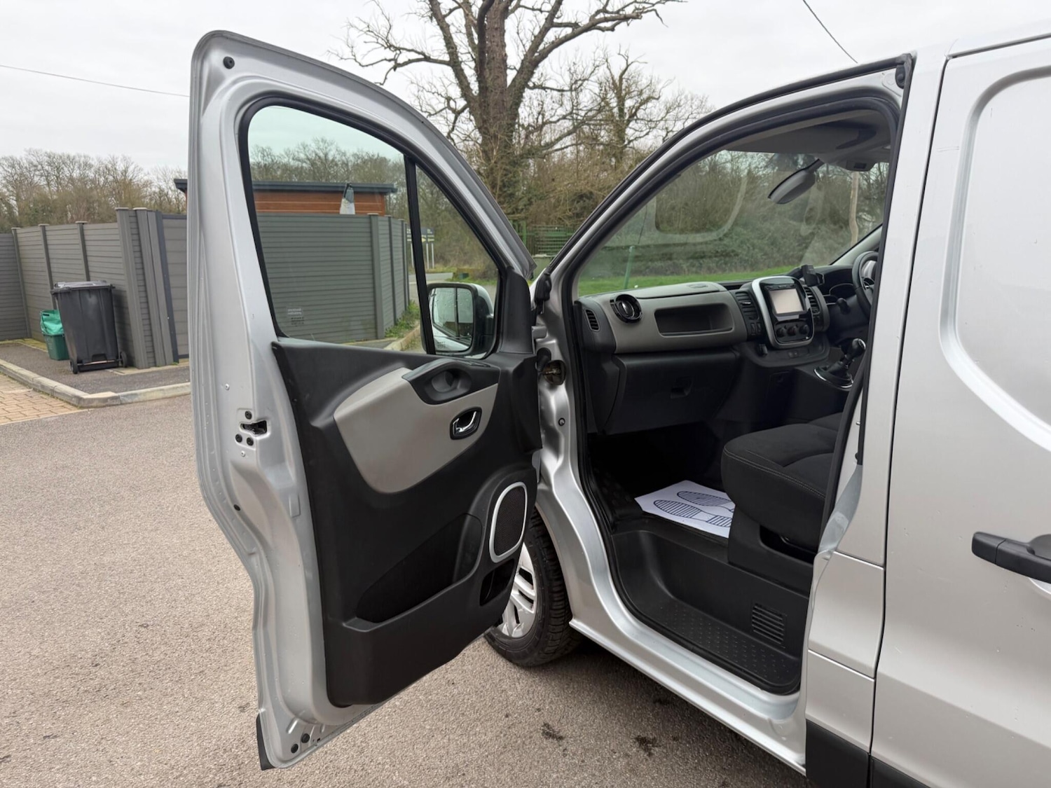 Used Renault Trafic 2018 for sale - 77587341: Photo 41