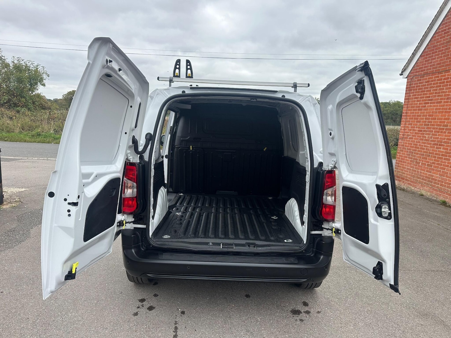 Used Peugeot Boxer 2021 for sale - 77305835: Photo 38