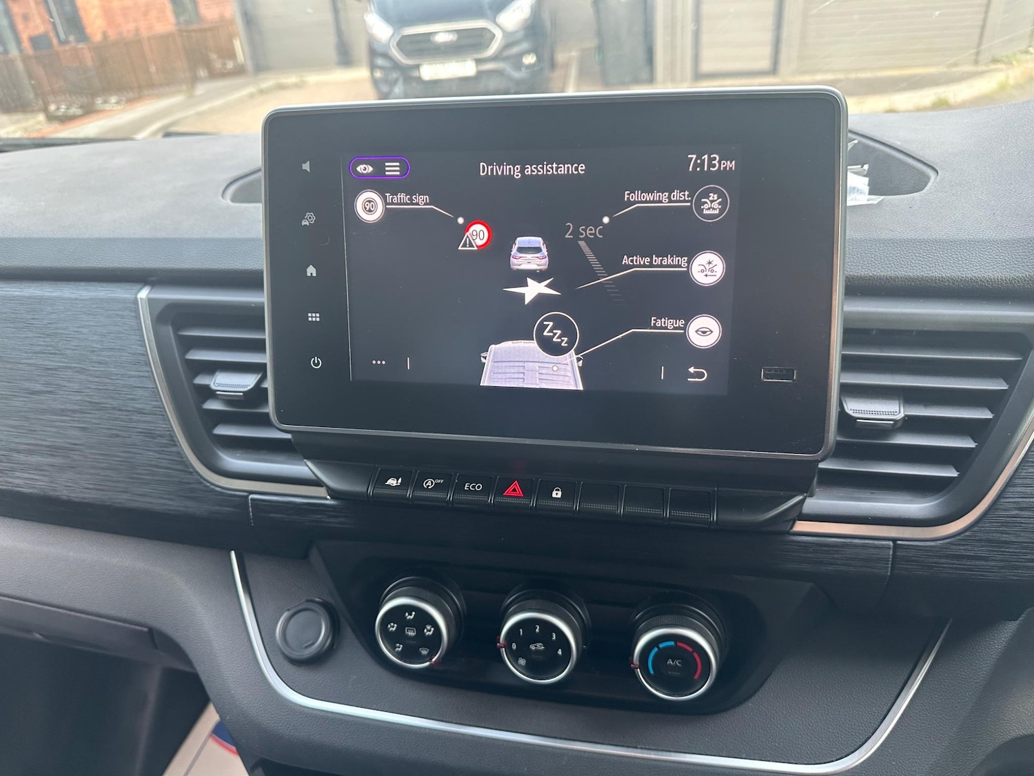 Used Renault Trafic 2022 for sale - 76647421: Photo 48