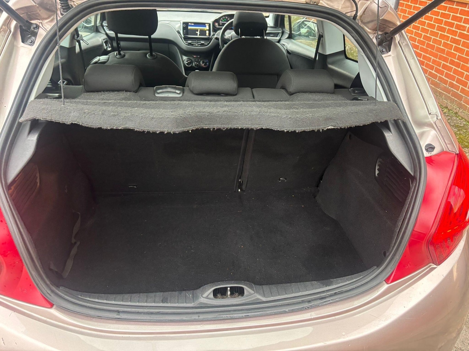 Used Peugeot 208 2012 for sale - 78034702: Photo 10