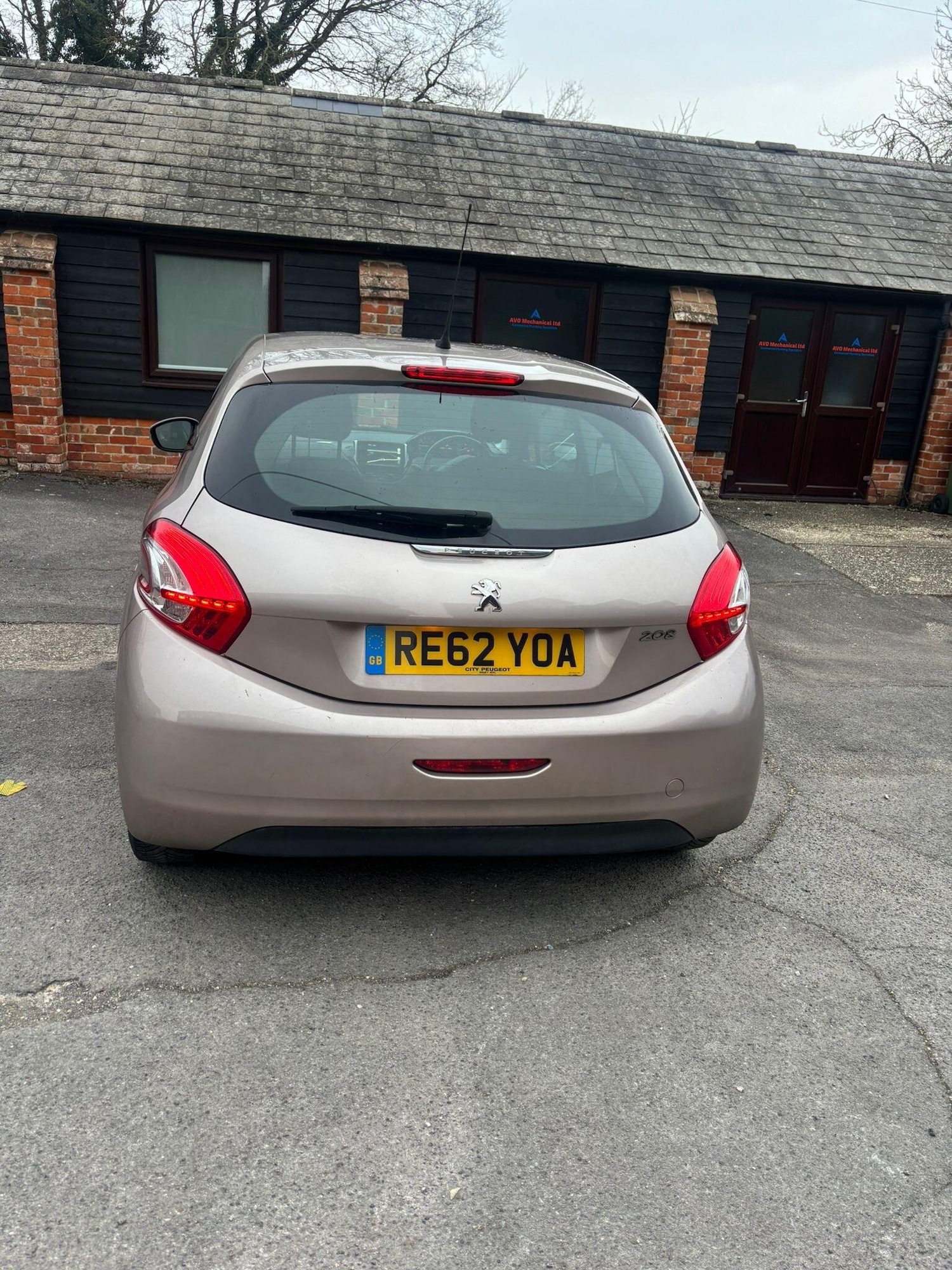 Used Peugeot 208 2012 for sale - 78034702: Photo 11