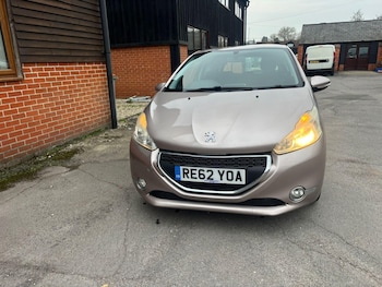 Peugeot 208 feature image