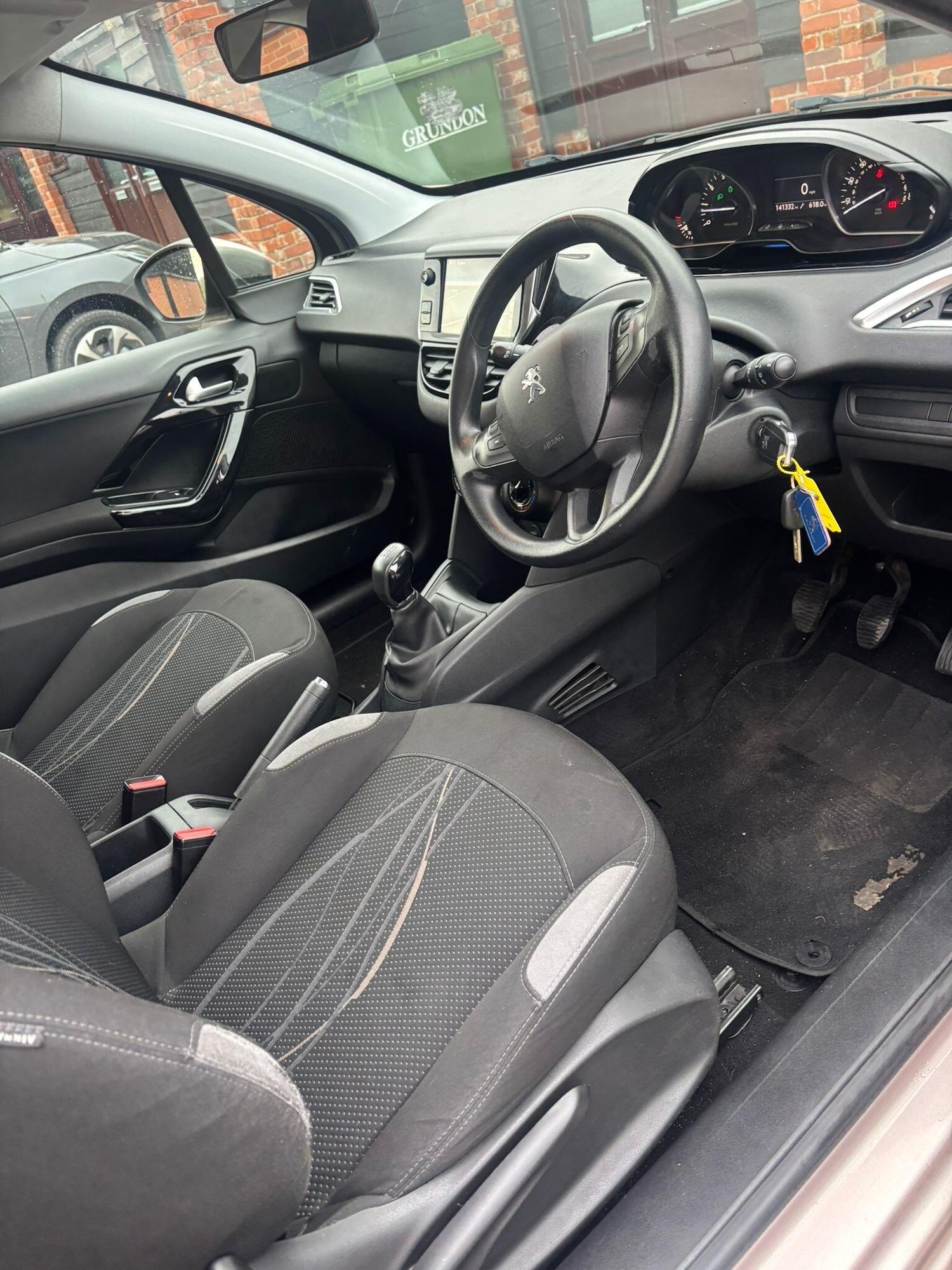 Used Peugeot 208 2012 for sale - 78034702: Photo 21