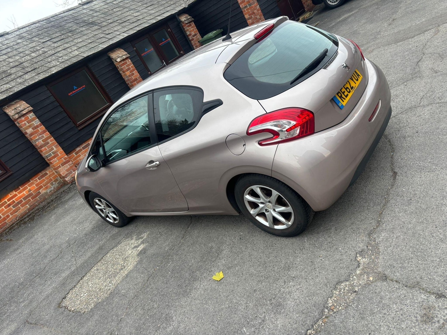 Used Peugeot 208 2012 for sale - 78034702: Photo 7