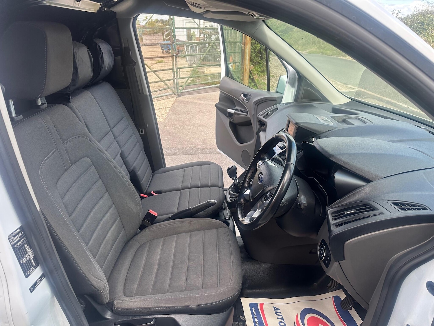 Used Ford Transit Connect 2019 for sale - 76702095: Photo 31