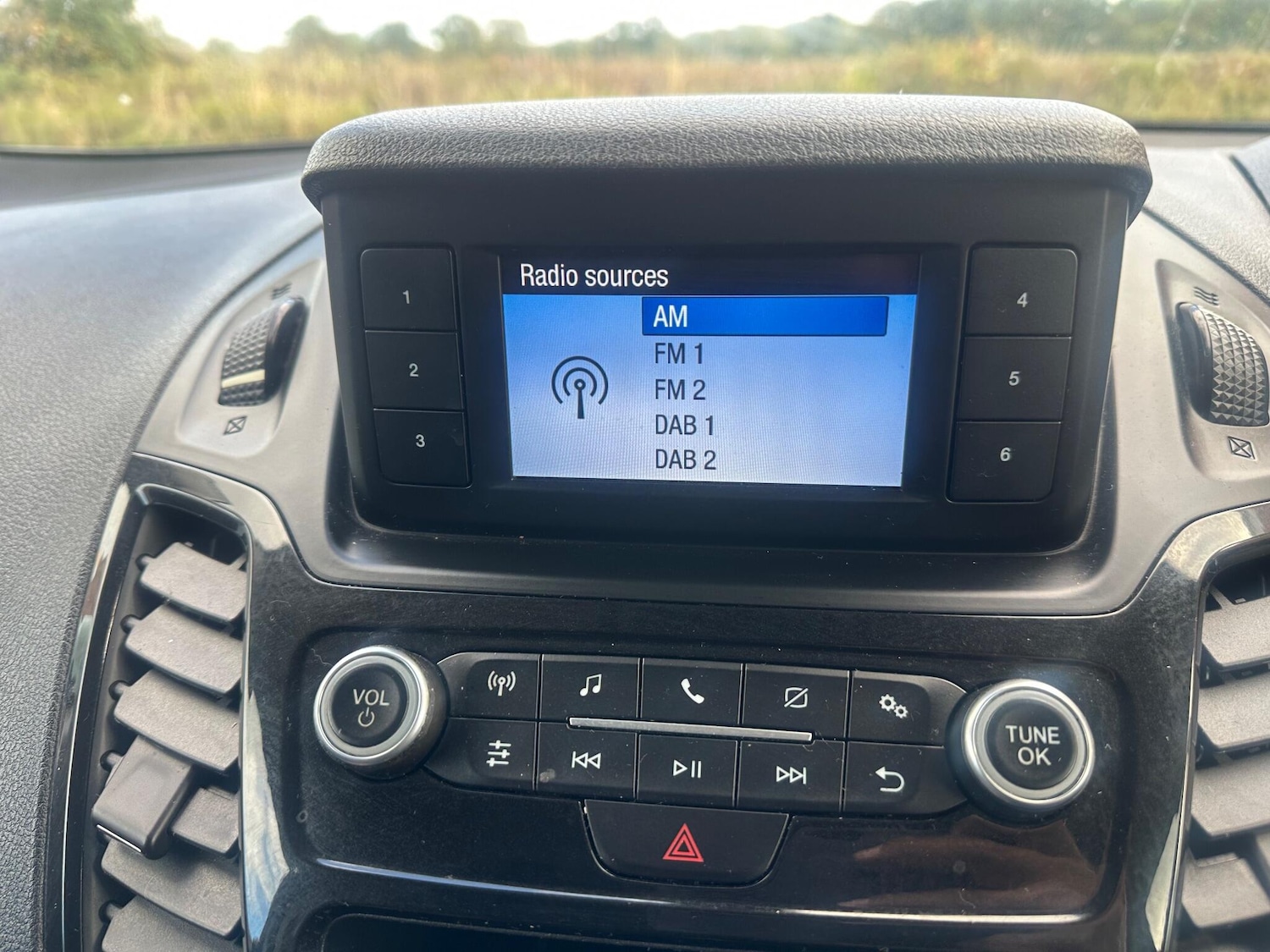 Used Ford Transit Connect 2019 for sale - 76702095: Photo 43