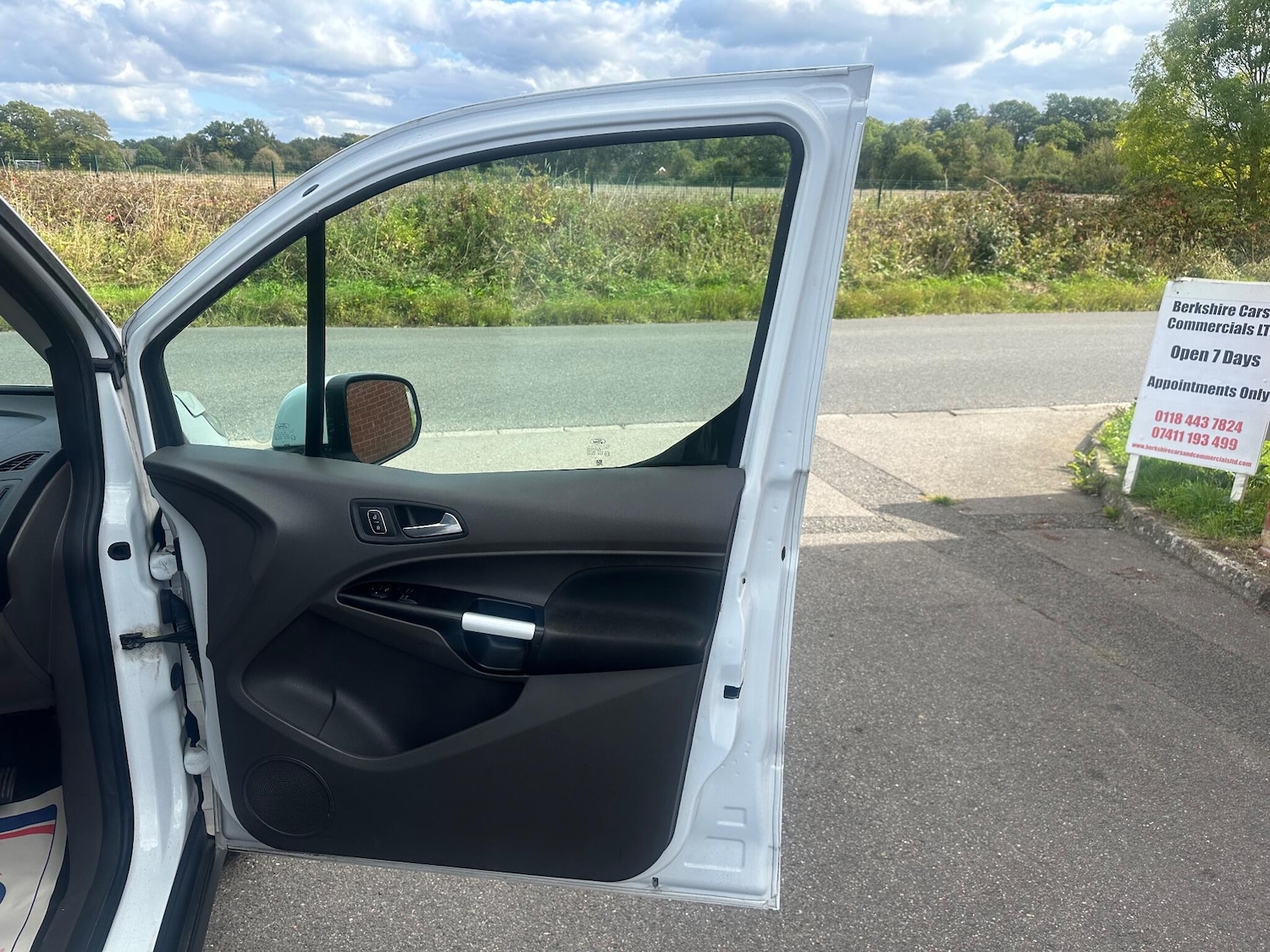 Used Ford Transit Connect 2019 for sale - 76702095: Photo 48