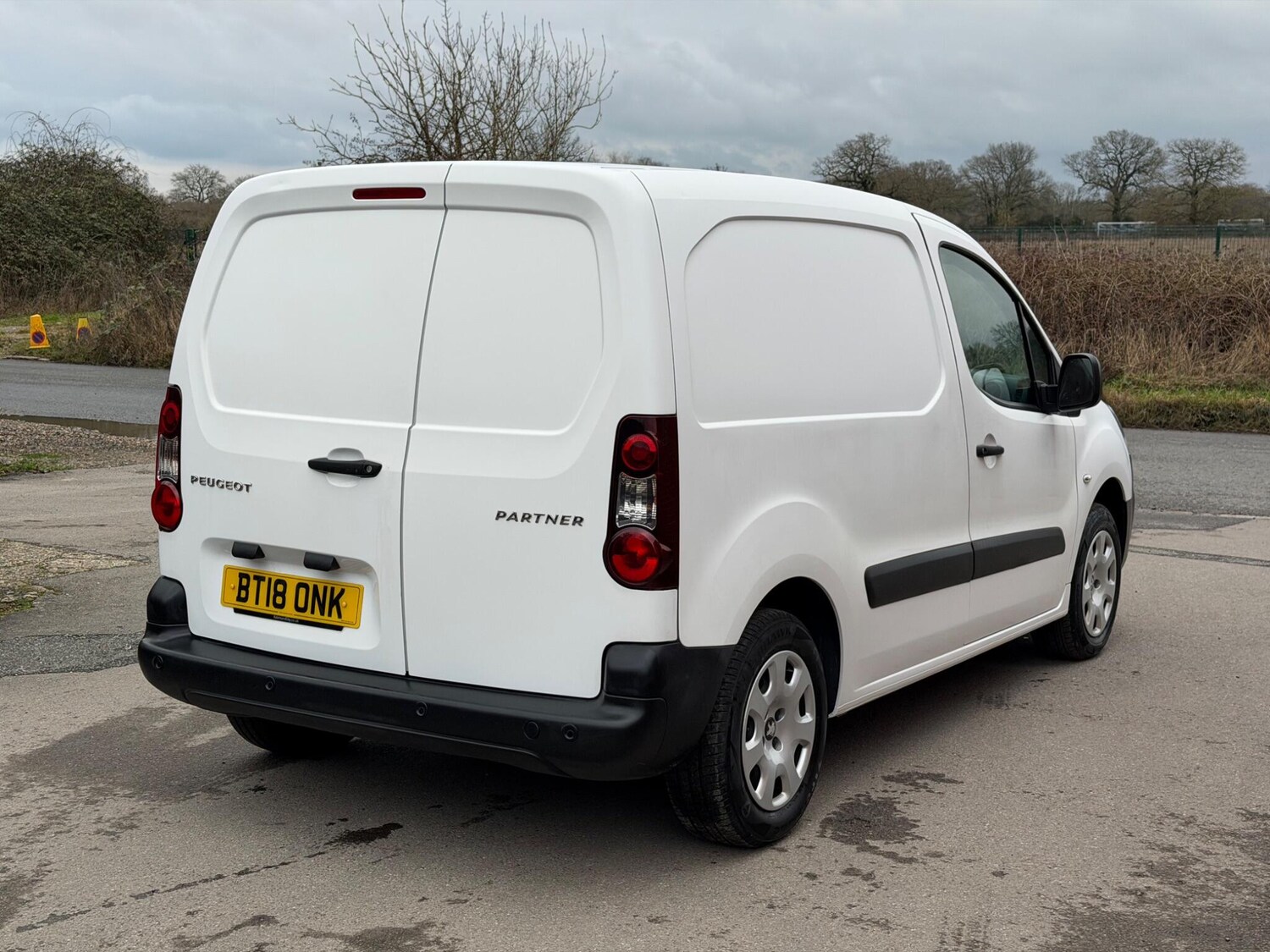 Used Peugeot Partner 2018 for sale - 77376646: Photo 23