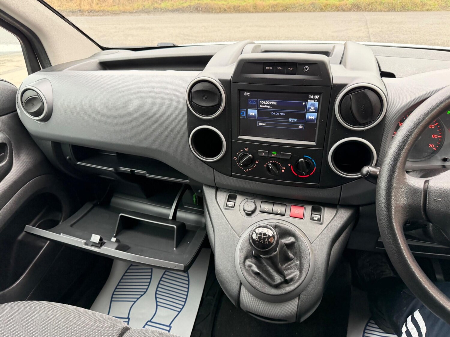 Used Peugeot Partner 2018 for sale - 77376646: Photo 31