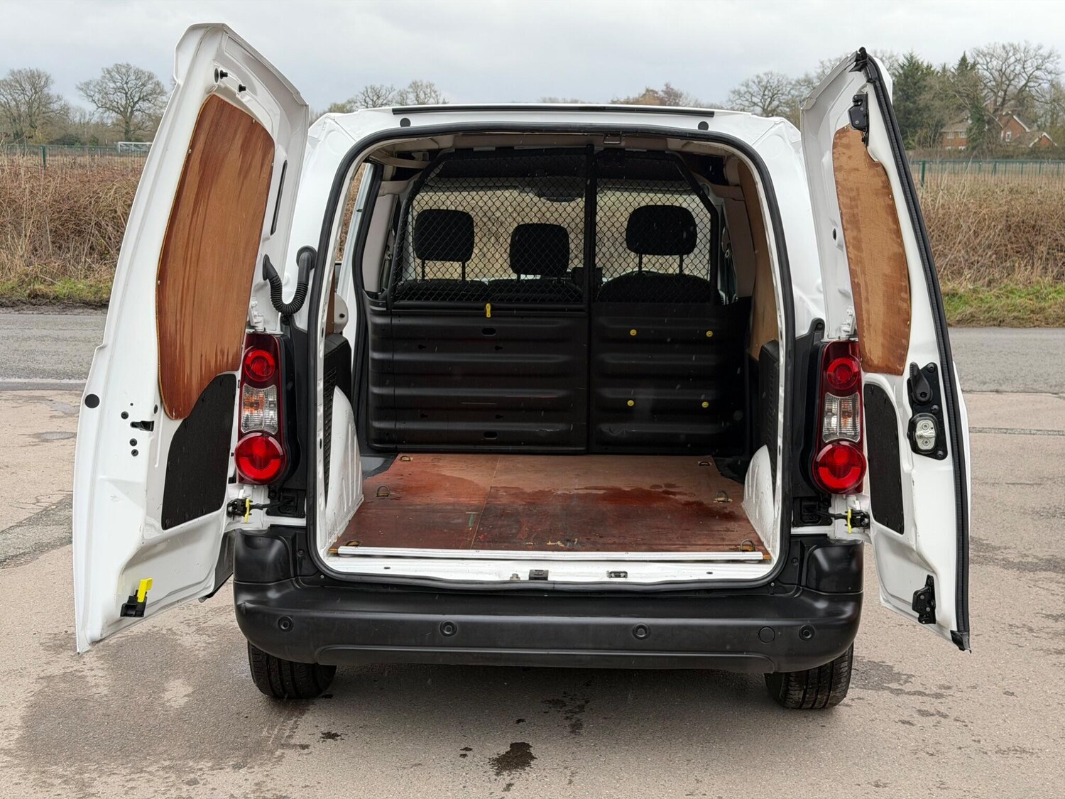 Used Peugeot Partner 2018 for sale - 77376646: Photo 35