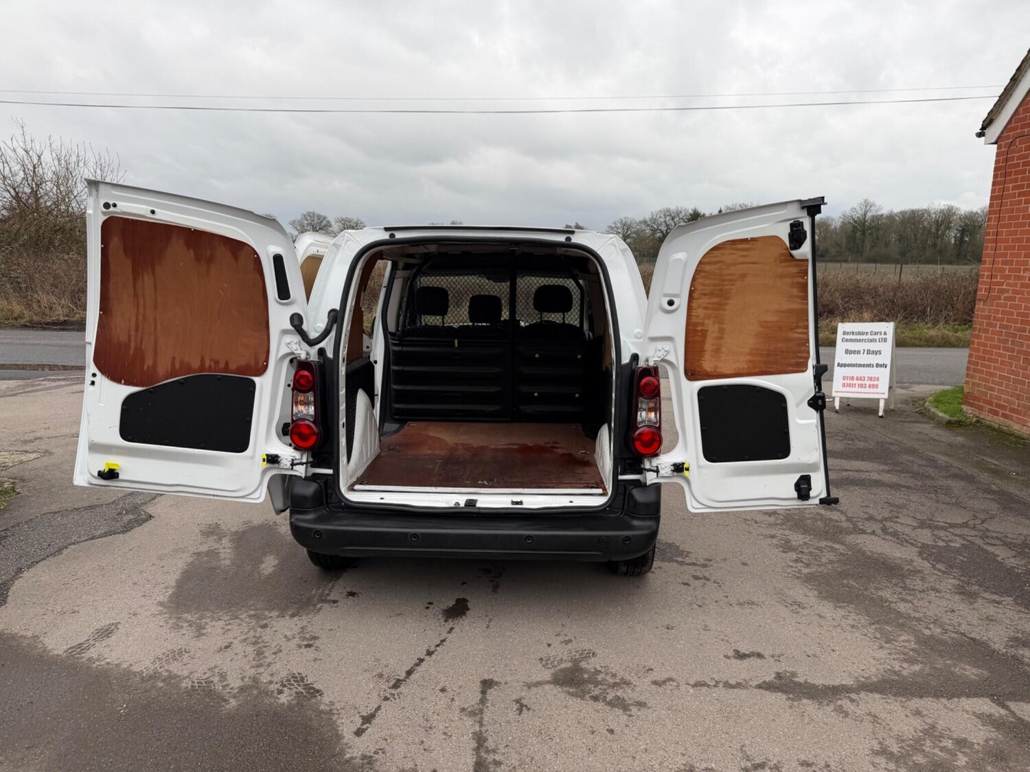 Used Peugeot Partner 2018 for sale - 77376646: Photo 39