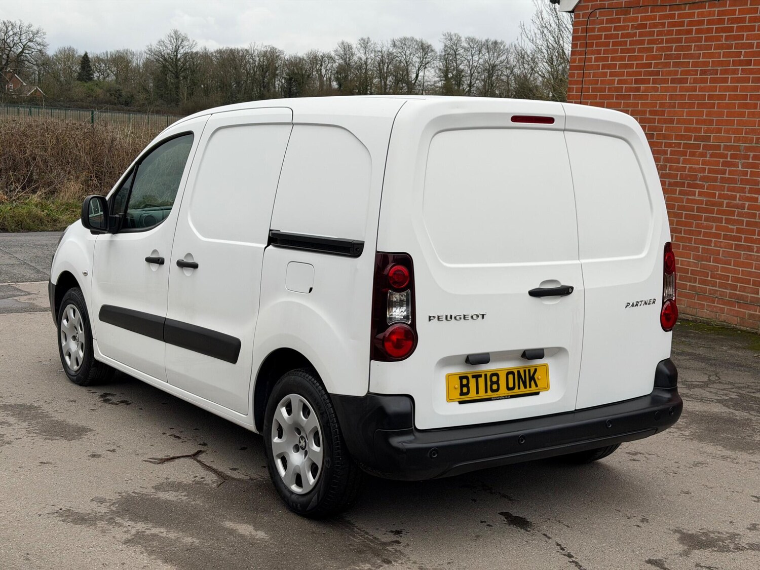 Used Peugeot Partner 2018 for sale - 77376646: Photo 9