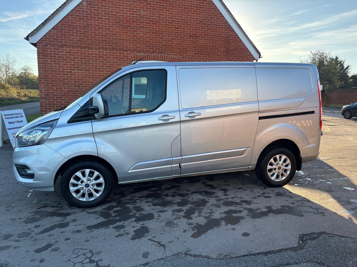 Used Ford Transit Custom 2021 for sale - 76645242: Photo 4