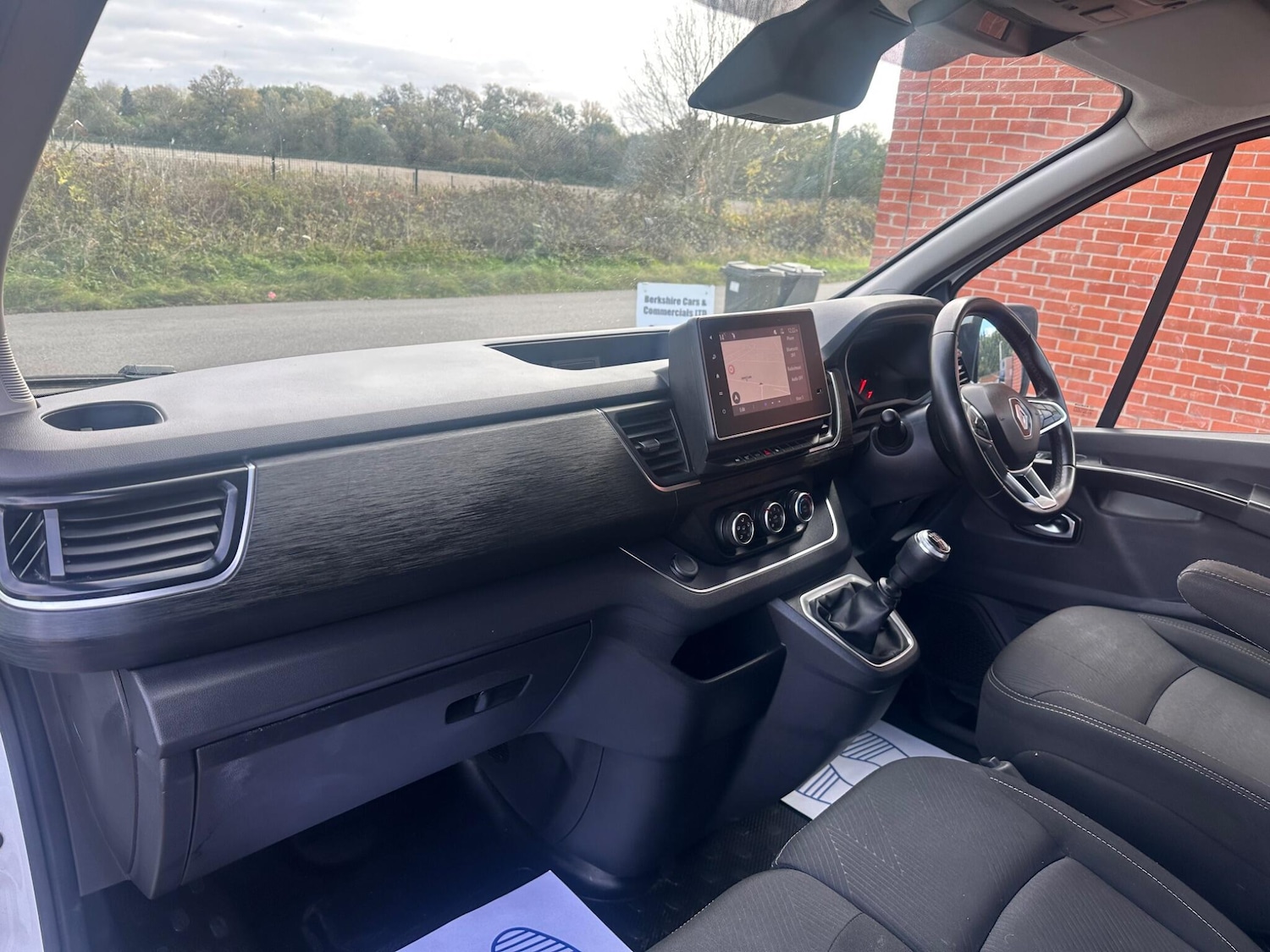 Used Renault Trafic 2022 for sale - 76647422: Photo 43