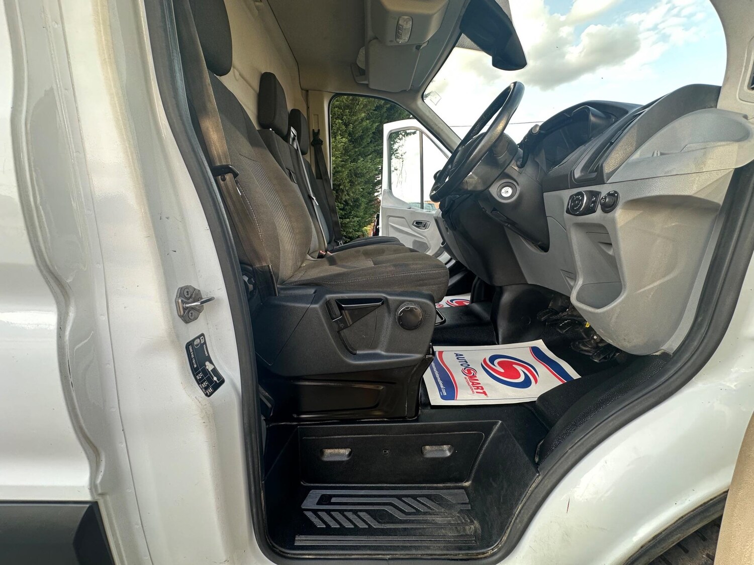 Vehicle 44