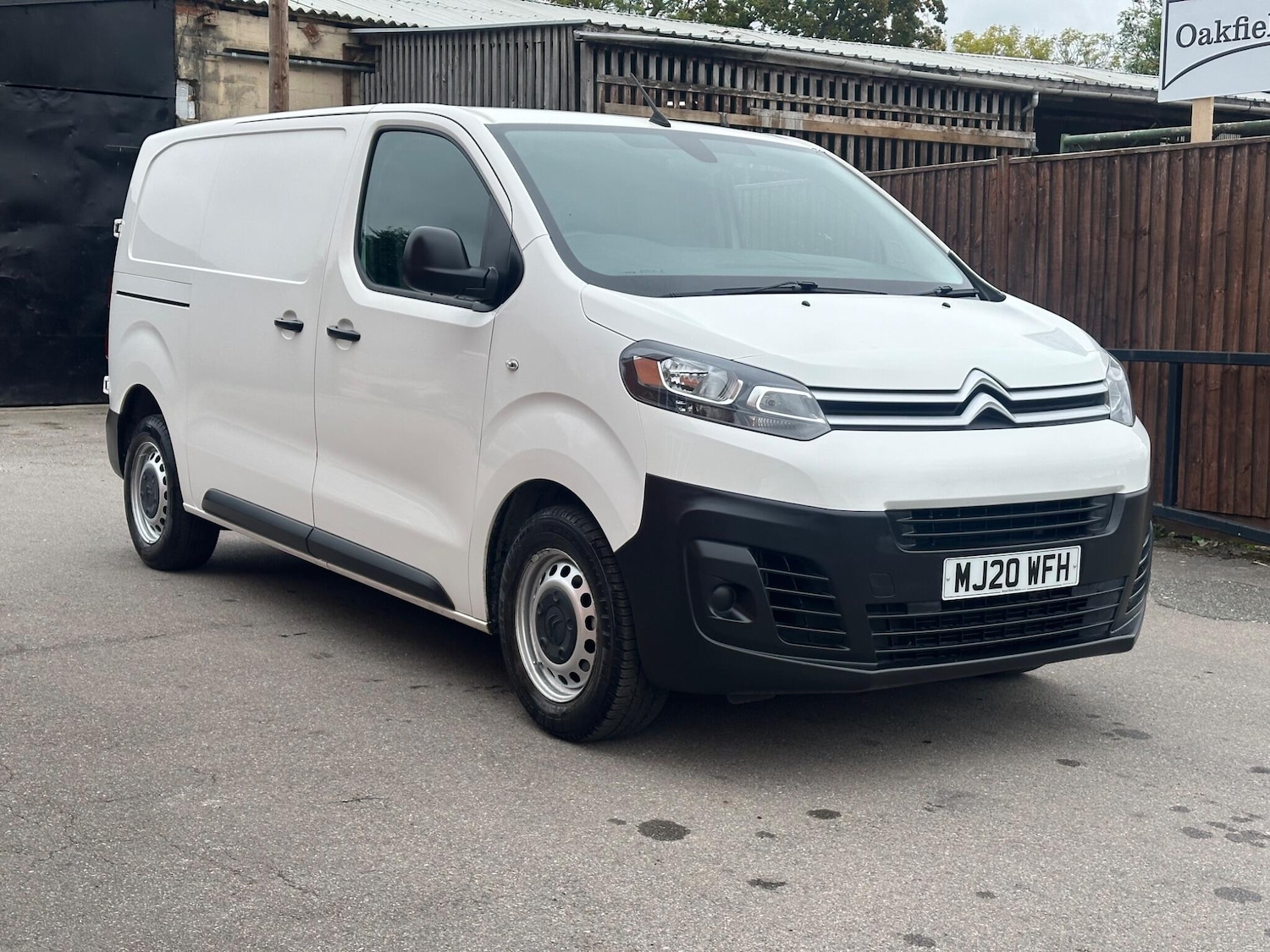 Used Citroen Dispatch 2020 for sale - 76647428: Photo 10