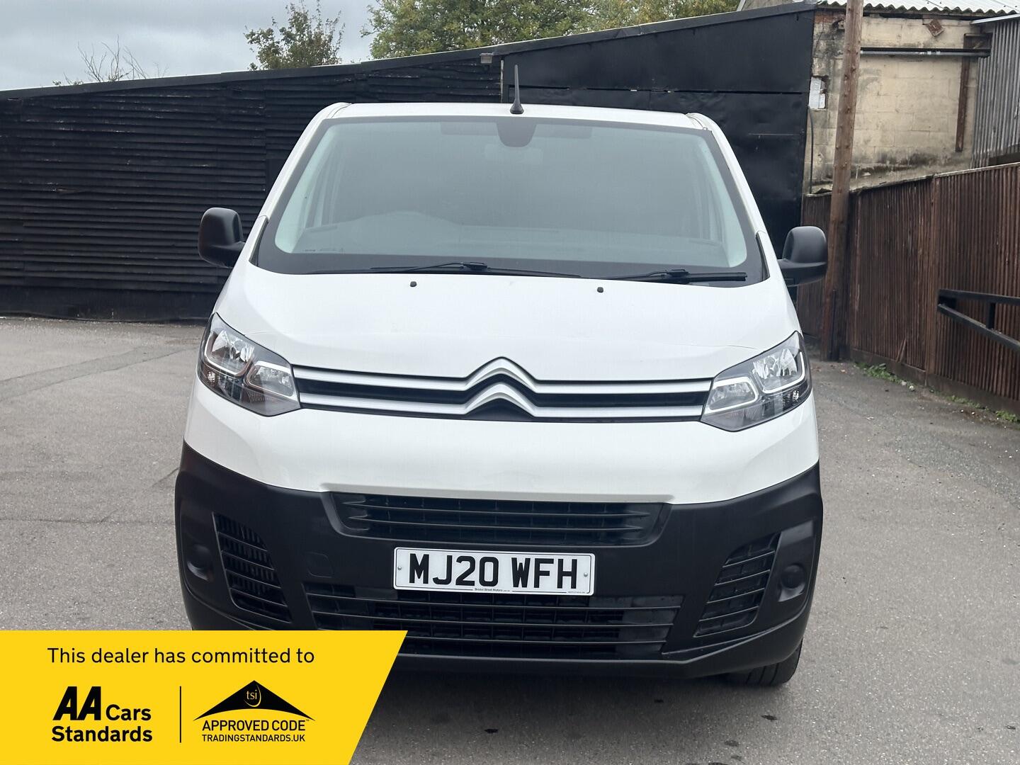 Used Citroen Dispatch 2020 for sale - 76647428: Photo 2