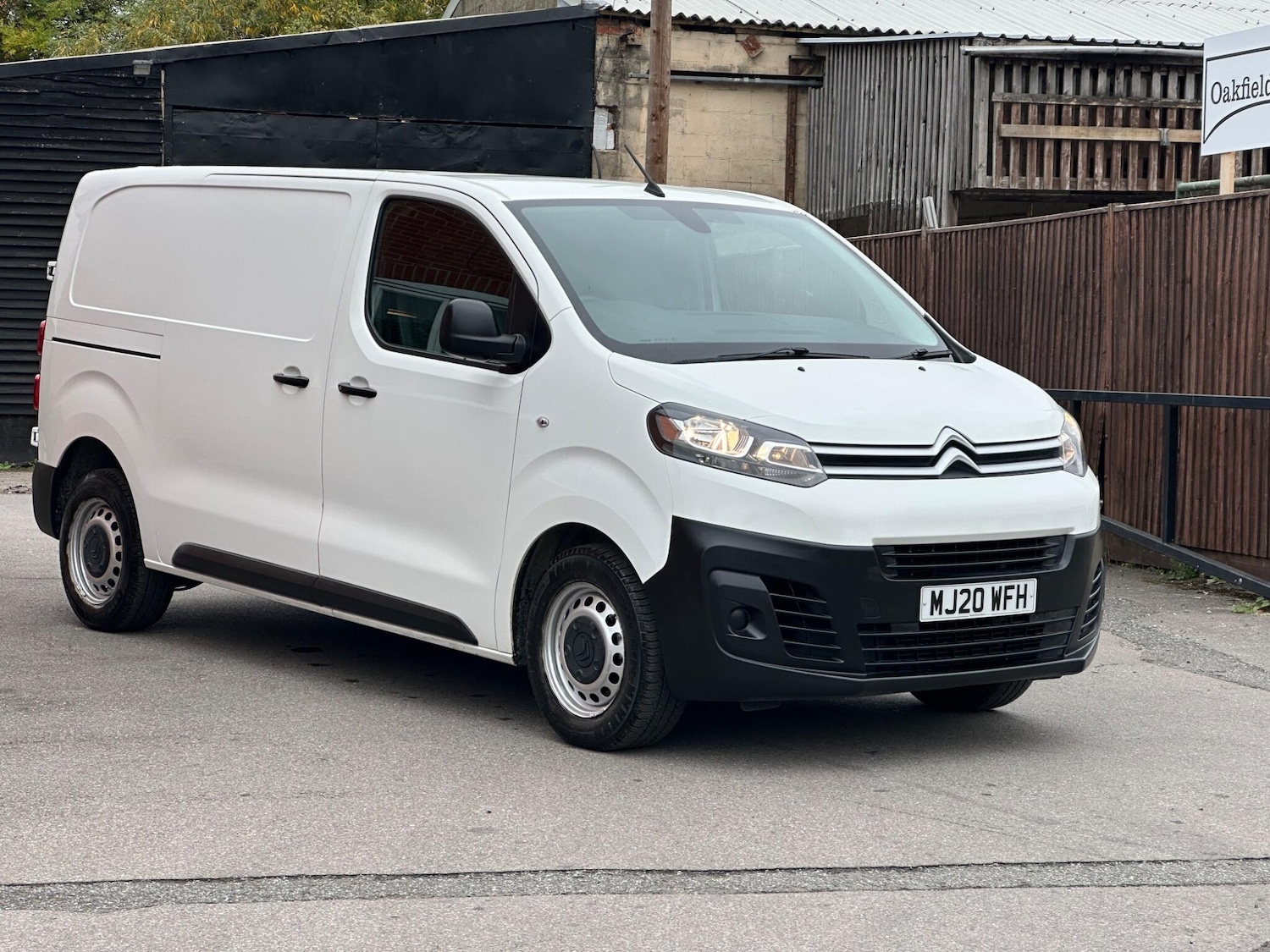 Used Citroen Dispatch 2020 for sale - 76647428: Photo 6