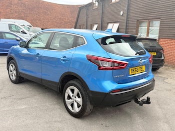 Used Nissan Qashqai 2018 for sale - 79374041: Photo