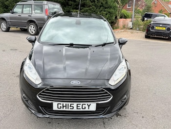 Used Ford Fiesta 2015 for sale - 79374279: Photo