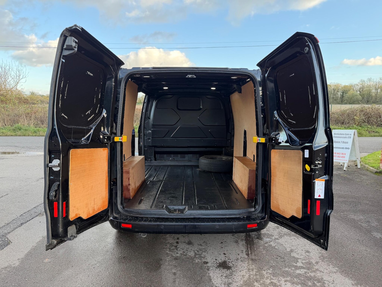 Used Ford Transit Custom 2020 for sale - 76647423: Photo 45