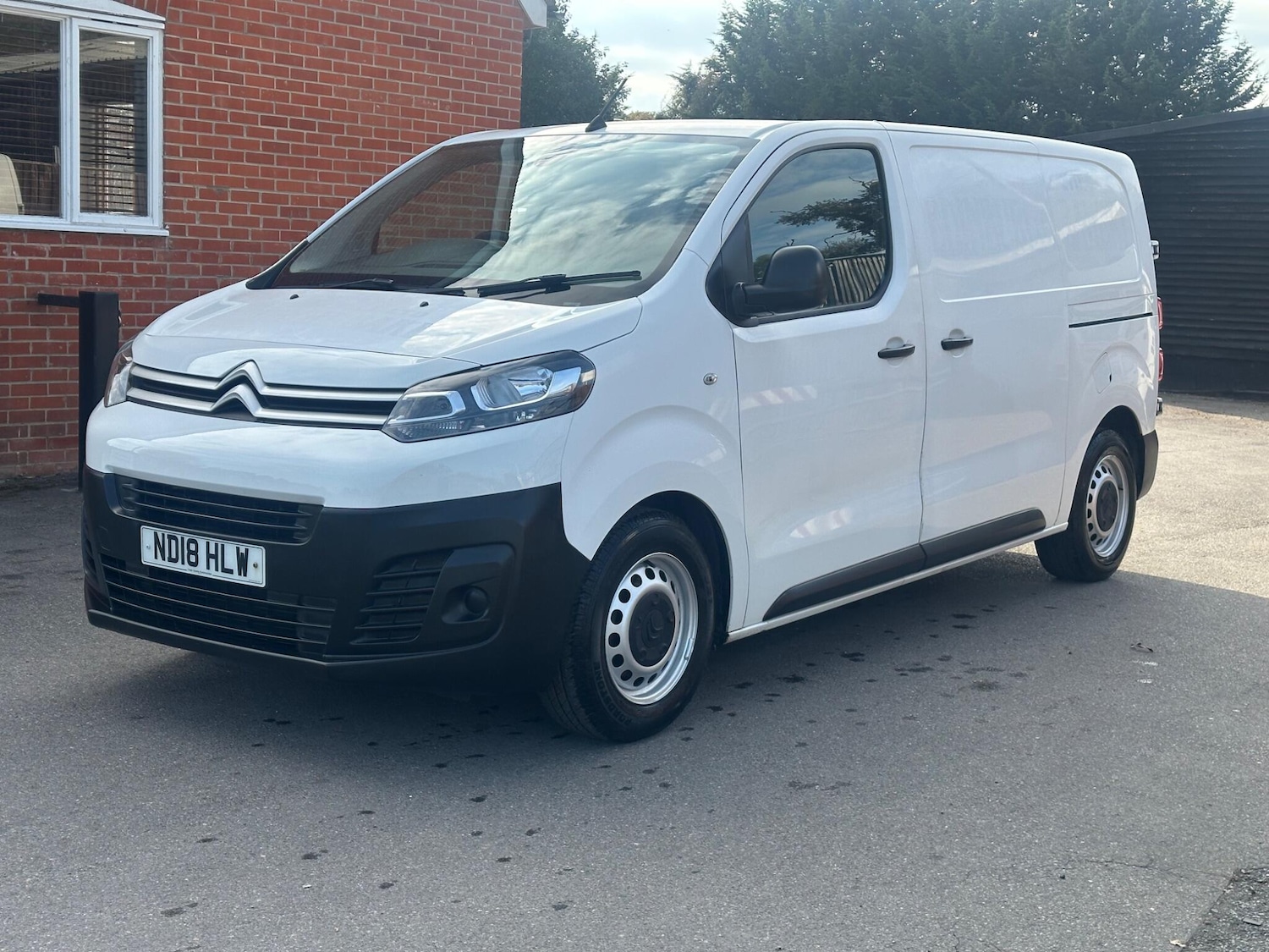 Used Citroen Dispatch 2018 for sale - 76647430: Photo 12
