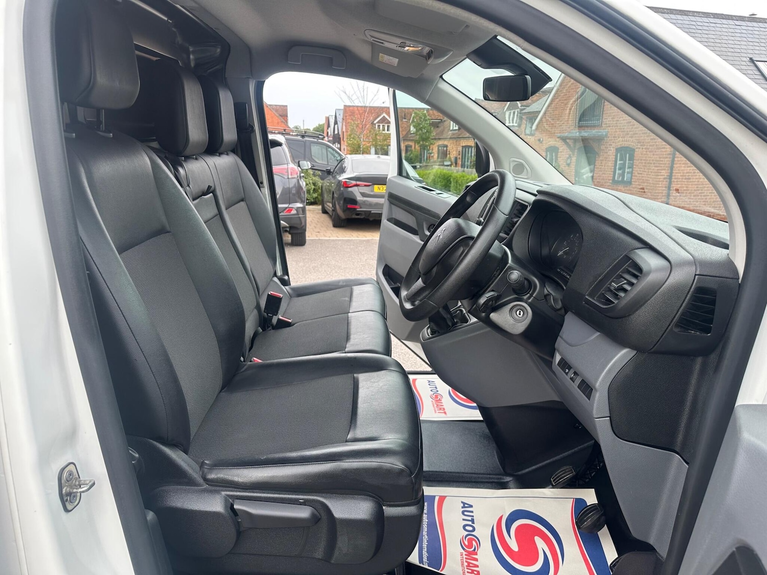 Used Citroen Dispatch 2018 for sale - 76647430: Photo 26