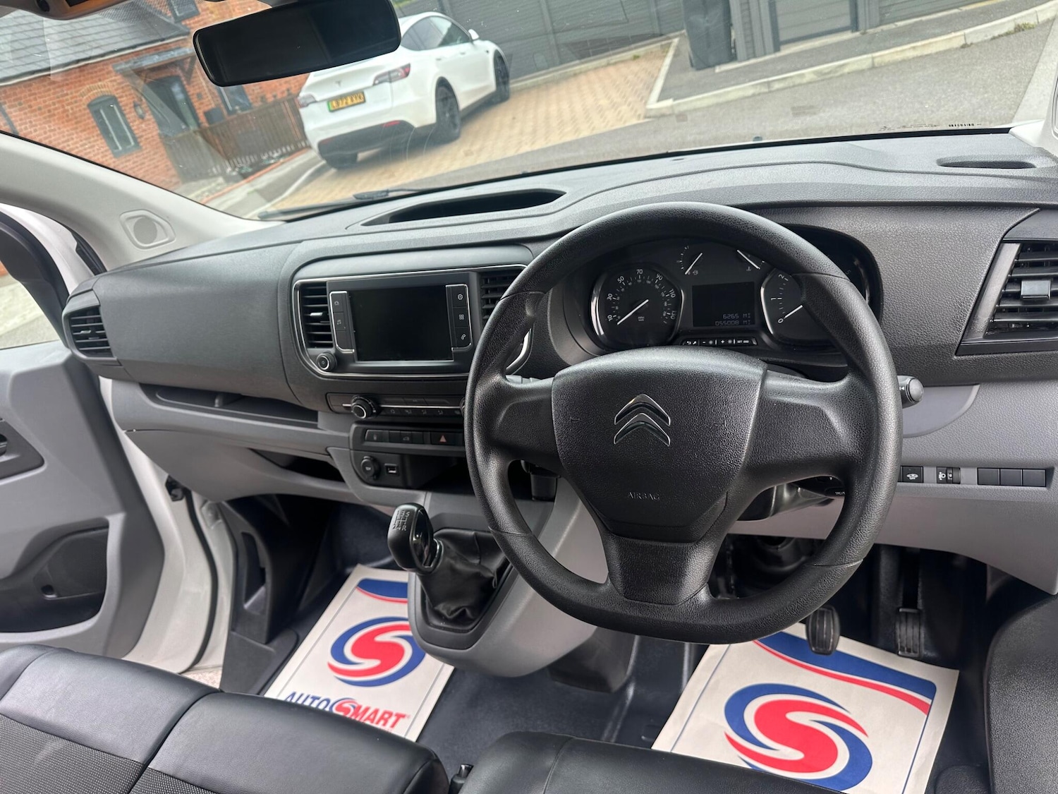 Used Citroen Dispatch 2018 for sale - 76647430: Photo 32