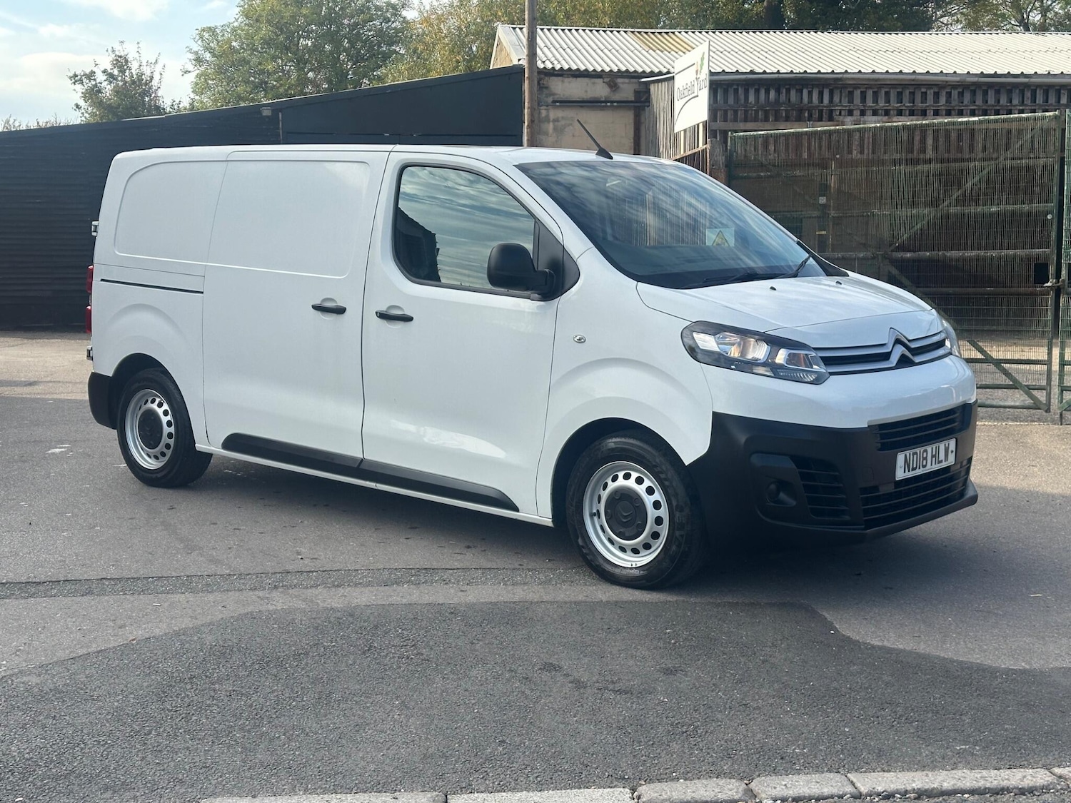 Used Citroen Dispatch 2018 for sale - 76647430: Photo 4