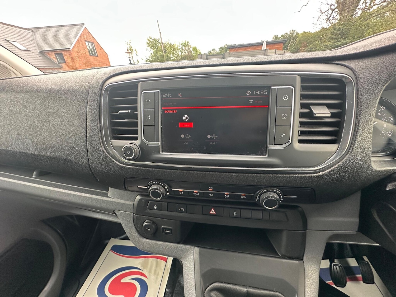 Used Citroen Dispatch 2018 for sale - 76647430: Photo 41