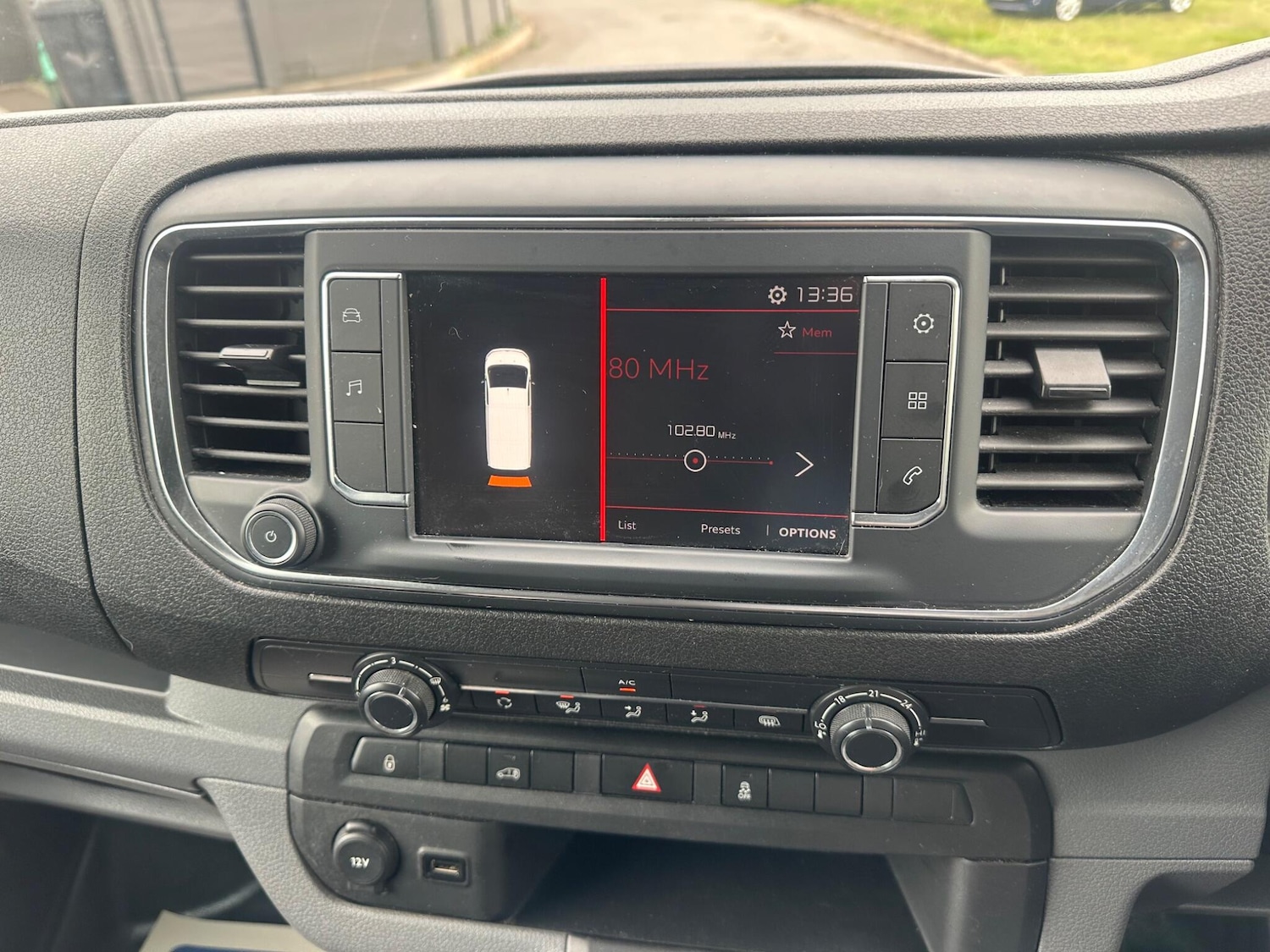 Used Citroen Dispatch 2018 for sale - 76647430: Photo 43