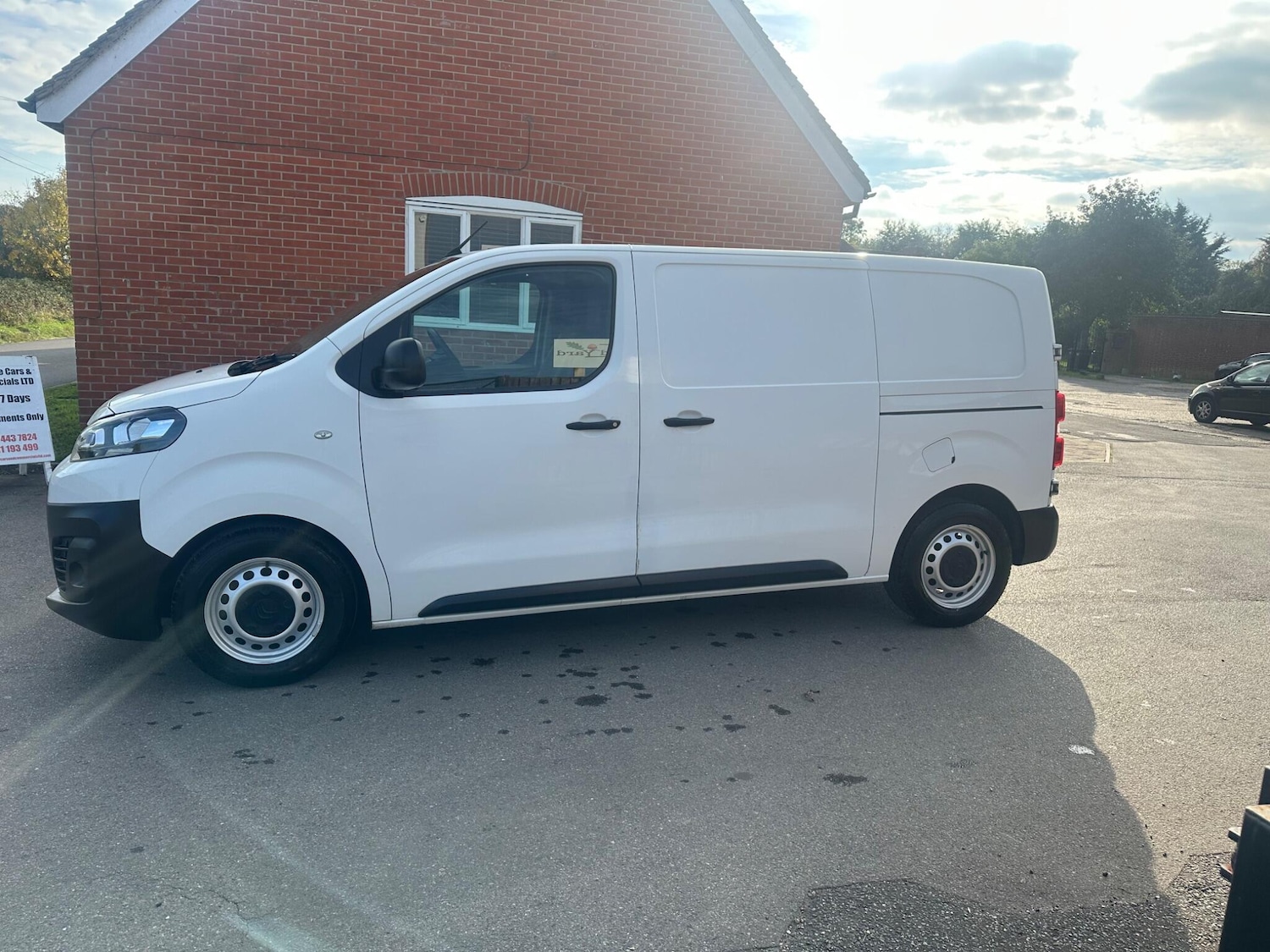 Used Citroen Dispatch 2018 for sale - 76647430: Photo 9