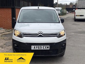 Used Citroen Berlingo 2020 for sale - 78100186: Photo