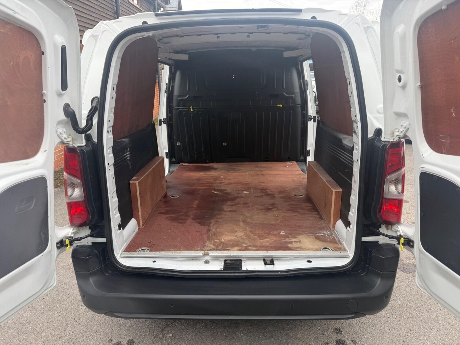 Used Citroen Berlingo 2020 for sale - 78100186: Photo 38