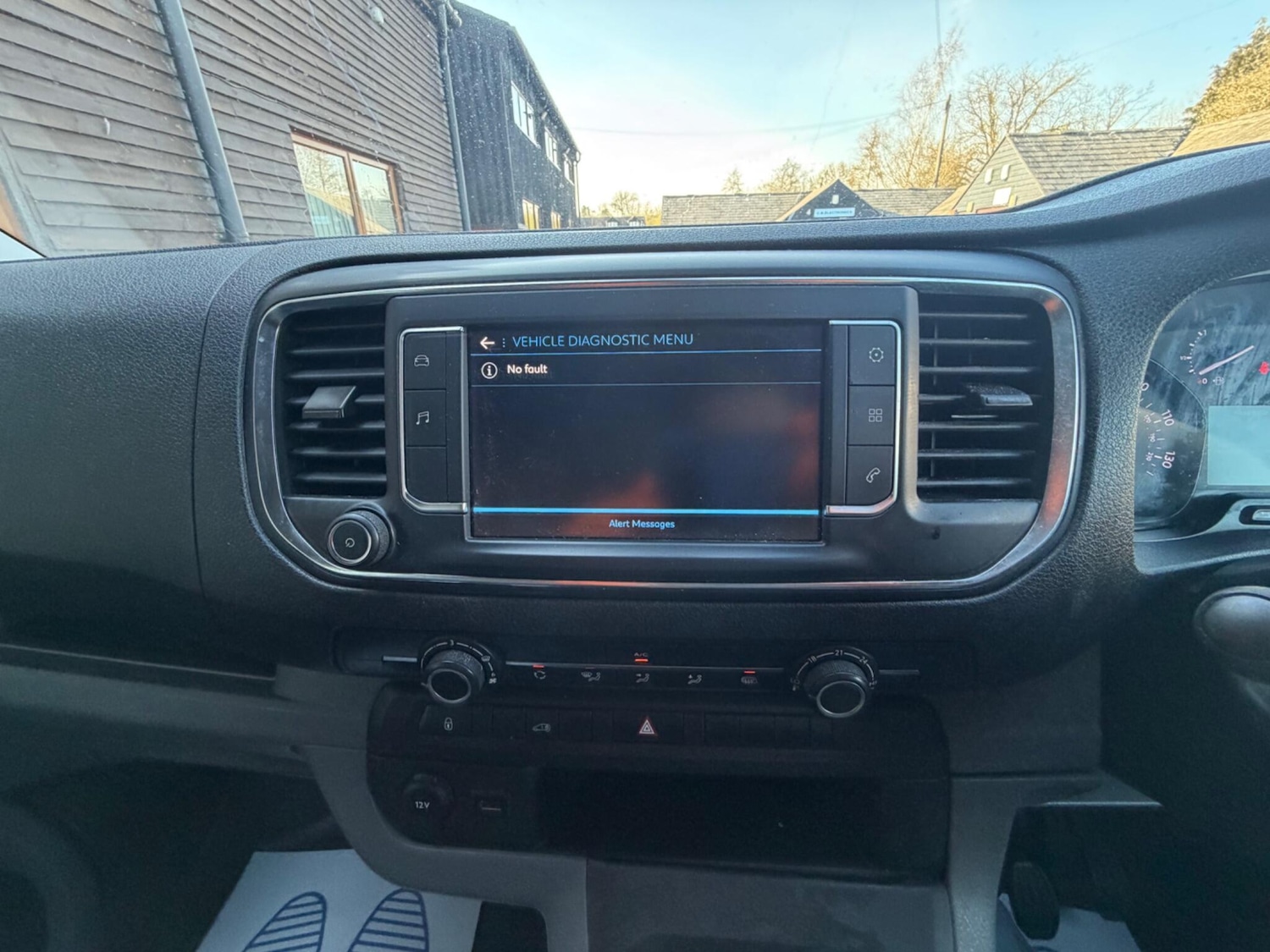 Used Peugeot Expert 2020 for sale - 78127568: Photo 40