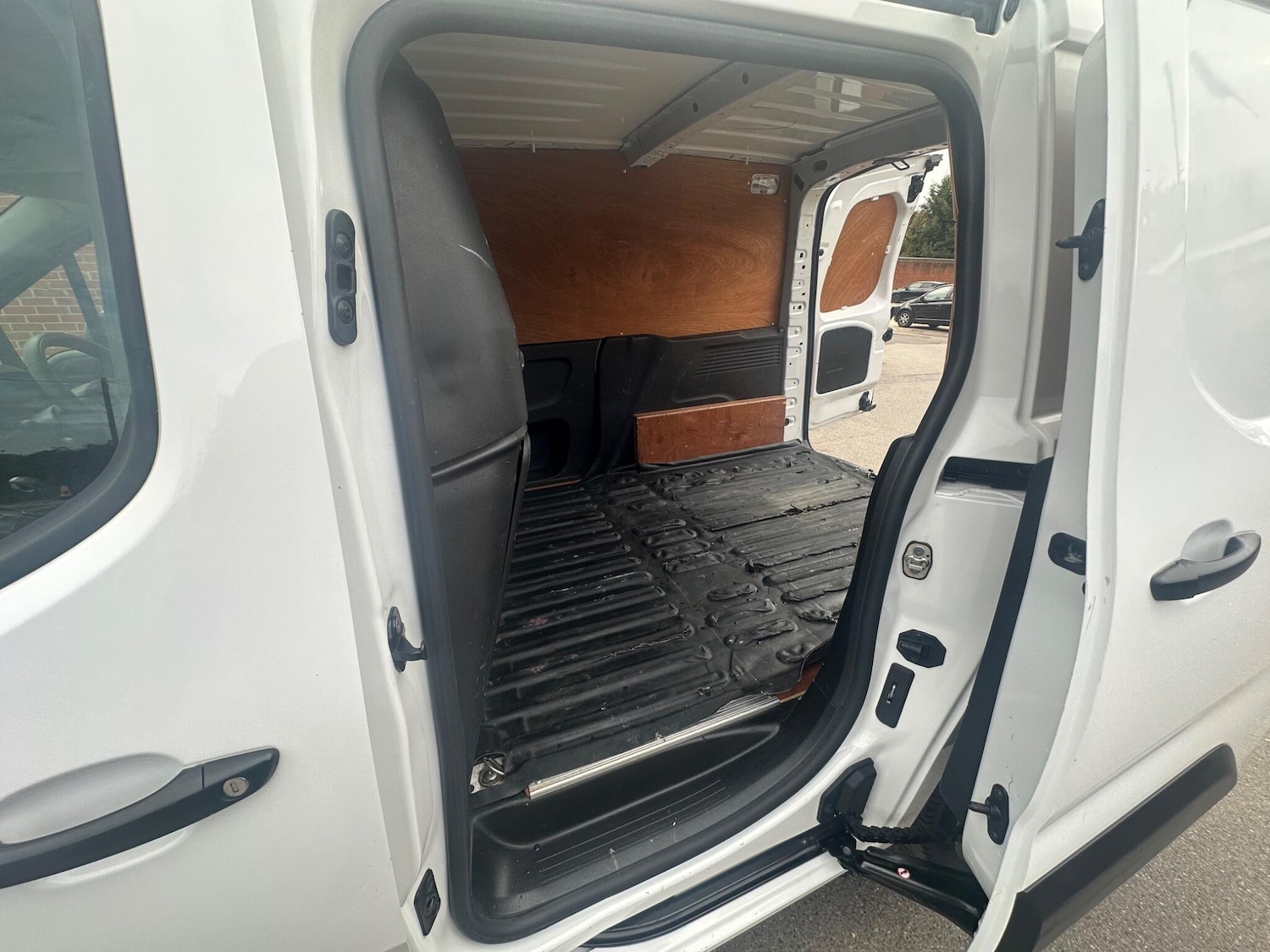 Used Citroen Berlingo 2019 for sale - 76647434: Photo 48