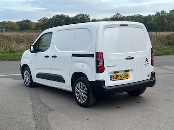 Used Citroen Berlingo 2019 for sale - 76647434: Photo