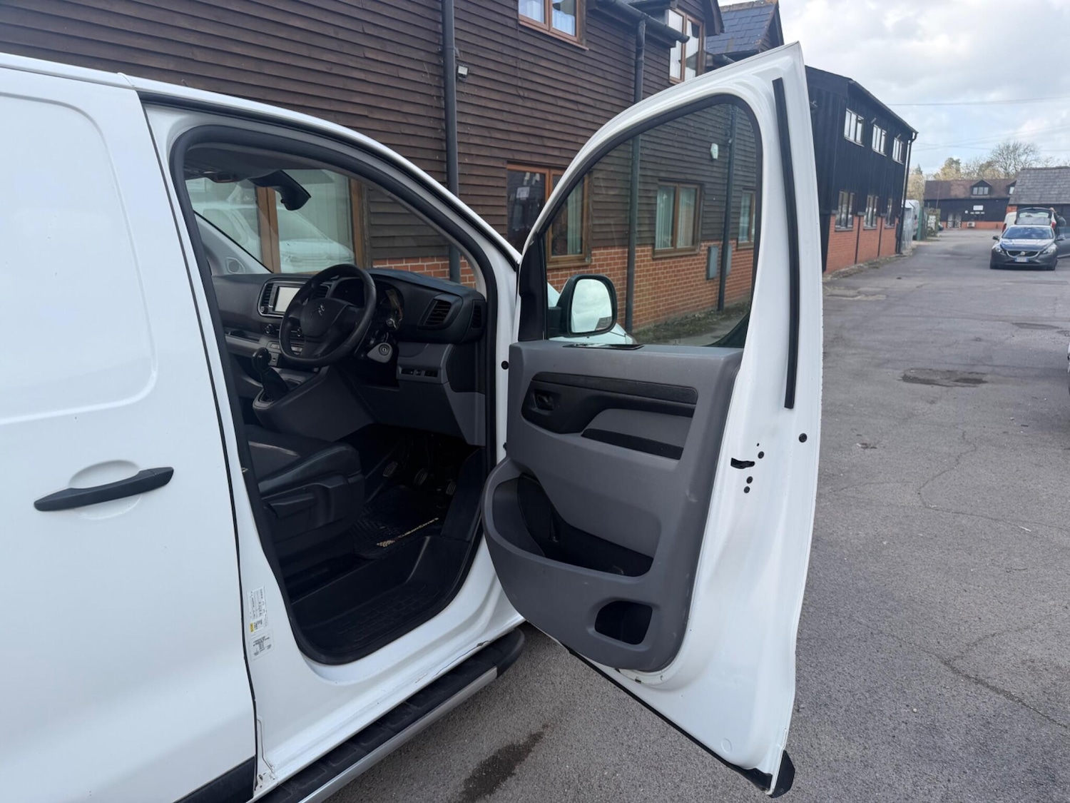 Used Citroen Dispatch for sale - 78073240: Photo 41